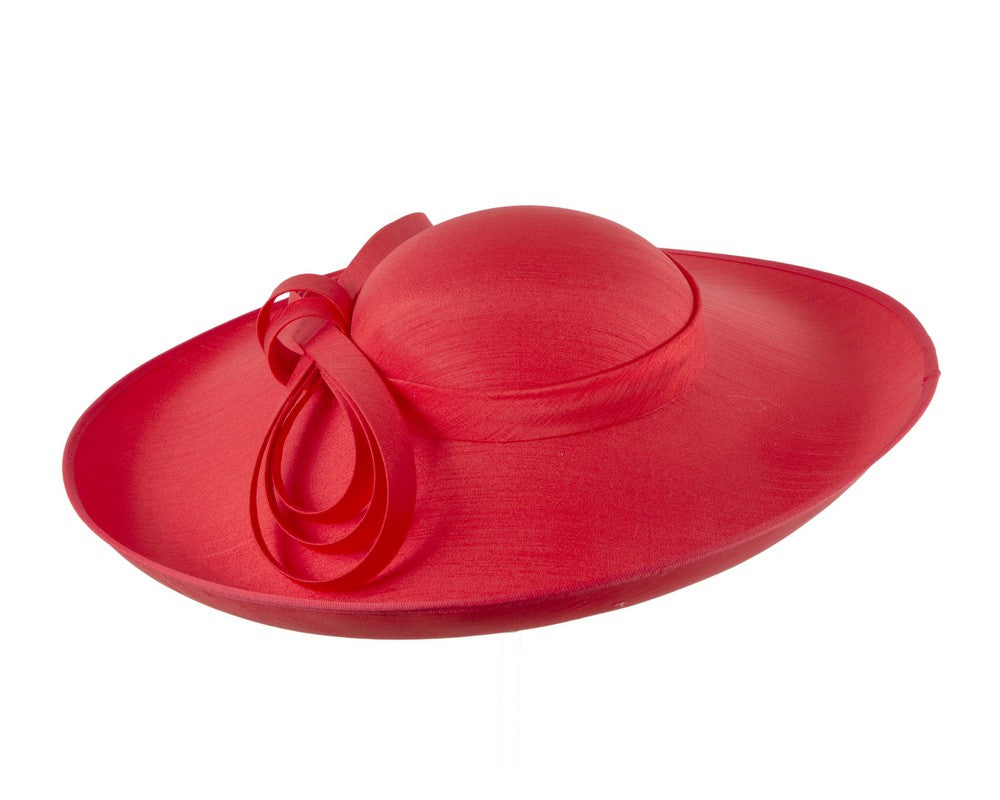 Bright red wide brim racing hat by Max Alexander