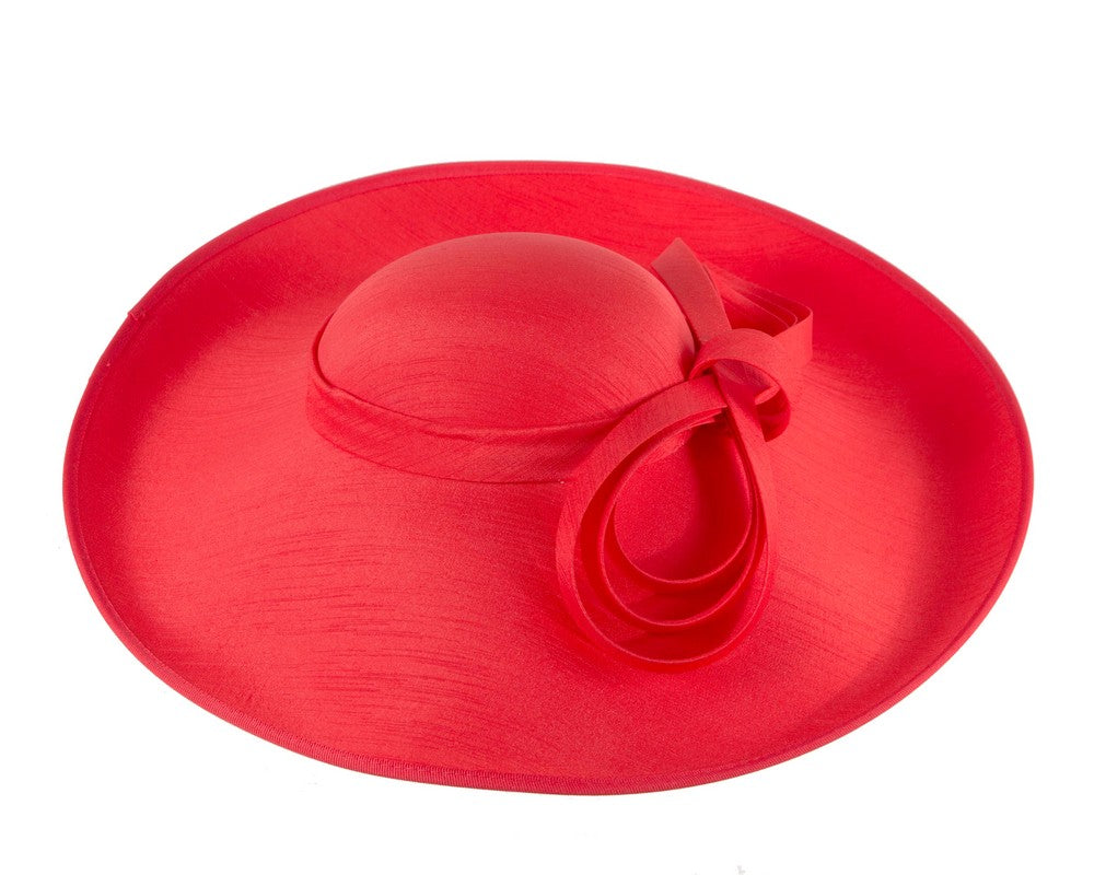 Bright red wide brim racing hat by Max Alexander