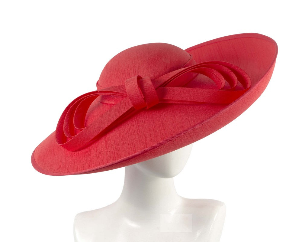 Bright red wide brim racing hat by Max Alexander